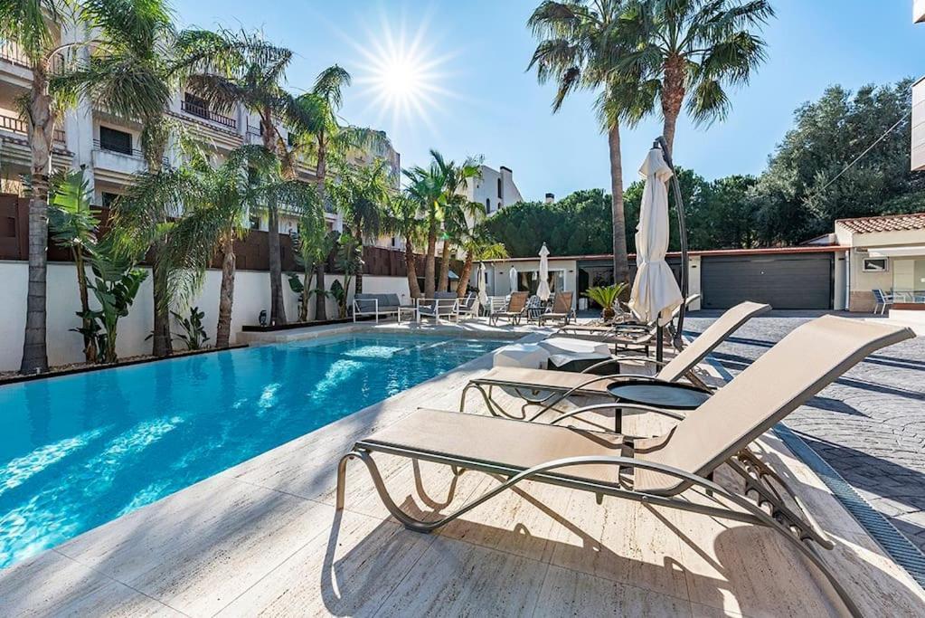 Luxury Casa Con Piscina, Wifi, 150M Dal Mare Lejlighed Miami Playa Eksteriør billede