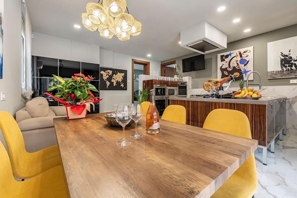 Luxury Casa Con Piscina, Wifi, 150M Dal Mare Lejlighed Miami Playa Eksteriør billede